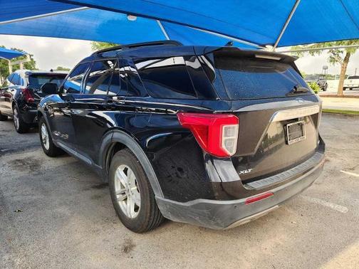 Agate Black Metal 2020 Ford Explorer XLT
