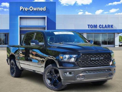 Diamond Black Crystal Pearlcoat 2022 RAM 1500 Big Horn/Lone Star