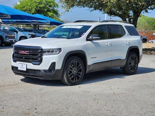 White Frost Tricoat 2023 GMC Acadia FWD SLT