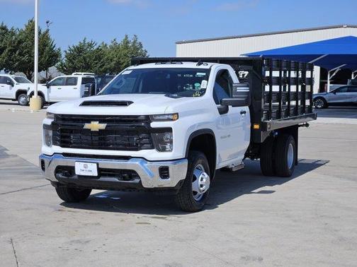 Summit White 2026 Chevrolet Silverado 3500 WT
