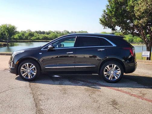Stellar Black Metallic 2024 Cadillac XT5 Premium Luxury