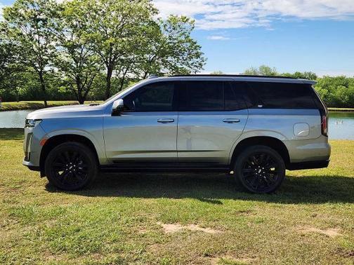 Argent Silver Metallic 2024 Cadillac Escalade Sport