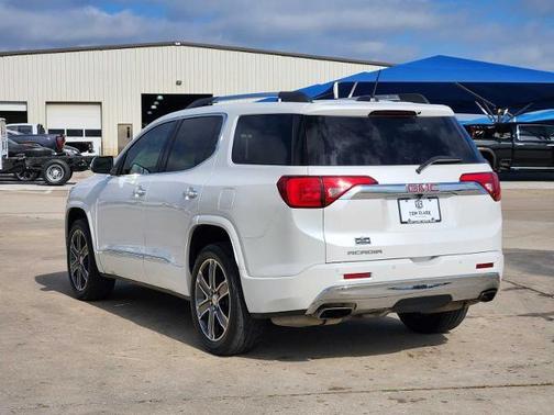 White Frost Tricoat 2019 GMC Acadia Denali