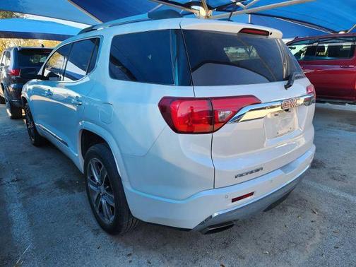 White Frost Tricoat 2019 GMC Acadia Denali
