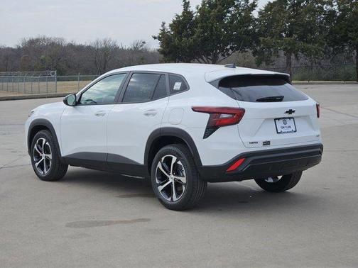 2026 Chevrolet Trax FWD 1RS