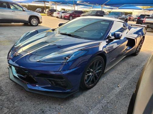 2025 Chevrolet Corvette Stingray w/2LT