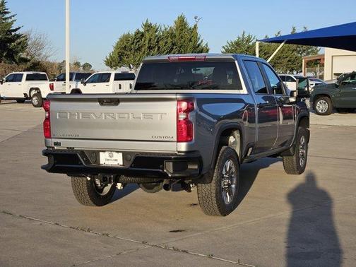 2026 Chevrolet Silverado 2500 Custom