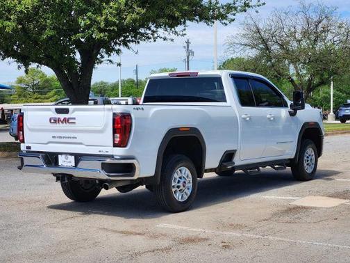 Summit White 2025 GMC Sierra 2500 SLE