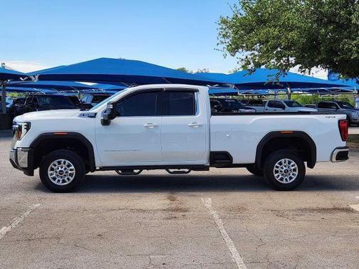 Summit White 2025 GMC Sierra 2500 SLE