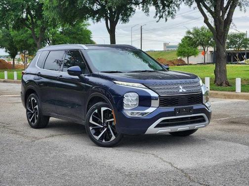 Cosmic Blue Metallic 2024 Mitsubishi Outlander SEL 2.5 2WD