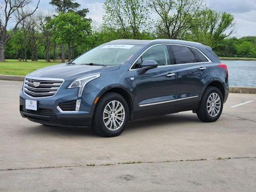 Shadow Metallic 2019 Cadillac XT5 Luxury