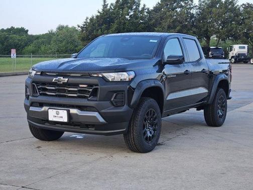 Black 2026 Chevrolet Colorado Trail Boss