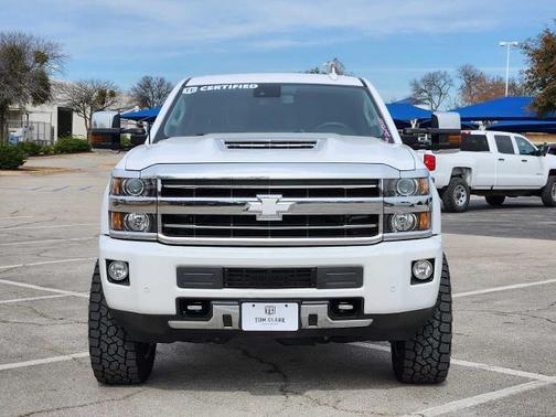2019 Chevrolet Silverado 2500 High Country