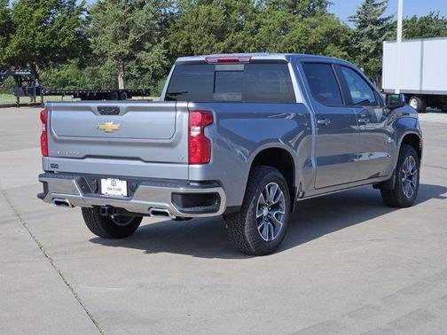 Sterling Gray Metallic 2026 Chevrolet Silverado 1500 LT