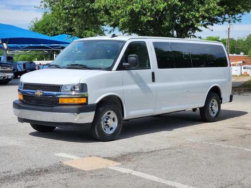 Summit White 2024 Chevrolet Express 3500 RWD 3500 Extended Wheelbase LT
