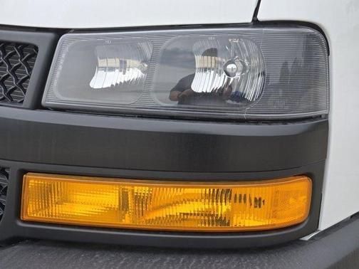 2025 Chevrolet Express 2500 RWD 2500 Regular Wheelbase WT