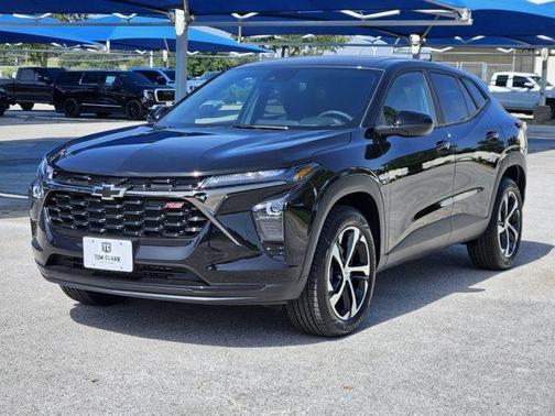Mosaic Black Metallic 2026 Chevrolet Trax FWD 1RS