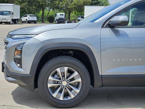 Sterling Gray Metallic 2026 Chevrolet Equinox 1LT