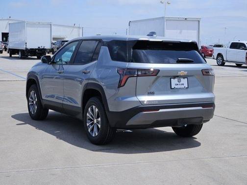 Sterling Gray Metallic 2026 Chevrolet Equinox 1LT
