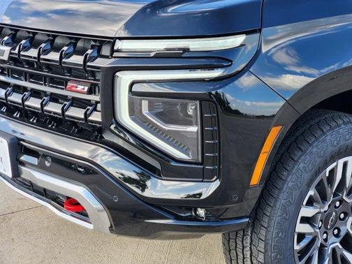 2026 Chevrolet Suburban Z71, 4WD