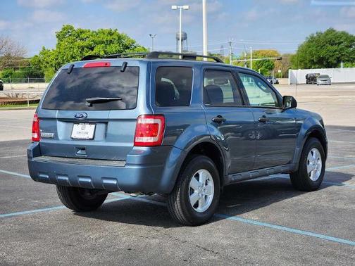Sterling Gray Metallic 2010 Ford Escape XLT