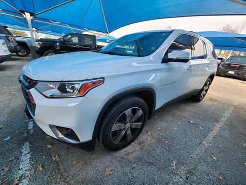 2020 Chevrolet Traverse LT Leather