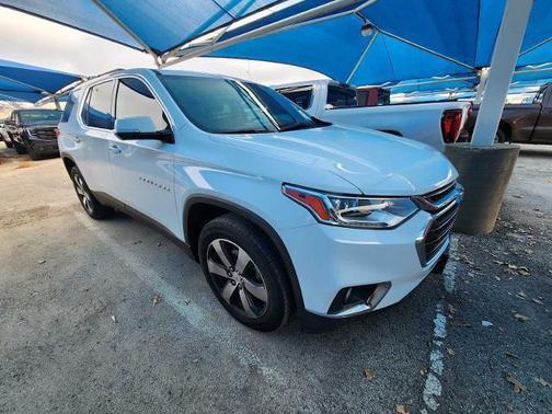 2020 Chevrolet Traverse LT Leather