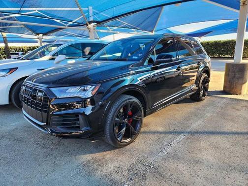 2024 Audi Q7 55 Premium Plus