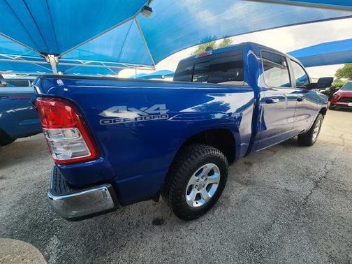 Blue Streak Pearlcoat 2019 RAM 1500 Big Horn
