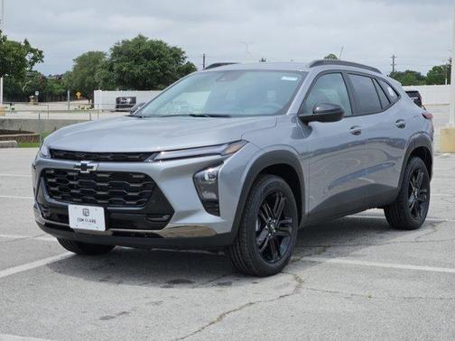 Sterling Gray Metallic 2026 Chevrolet Trax FWD ACTIV