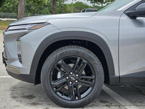 Sterling Gray Metallic 2026 Chevrolet Trax FWD ACTIV