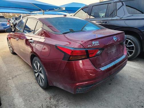 2022 Nissan Altima 2.5 SV