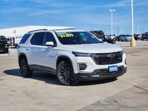 2023 Chevrolet Traverse RS