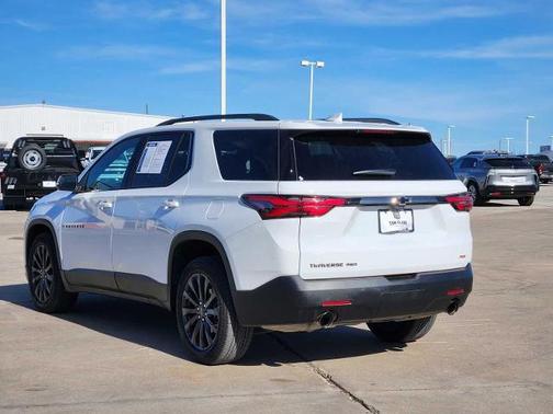 2023 Chevrolet Traverse RS