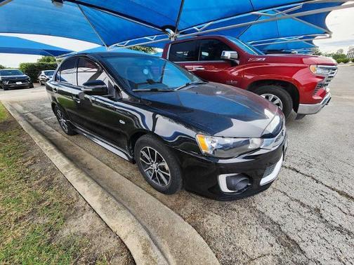 Labrador Black Pearl 2017 Mitsubishi Lancer ES