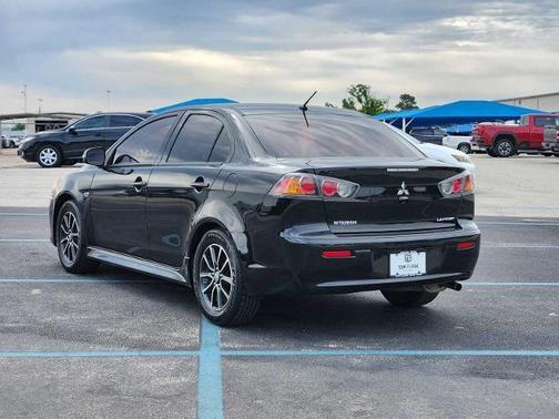 Labrador Black Pearl 2017 Mitsubishi Lancer ES