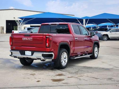 Cayenne Red Tintcoat 2021 GMC Sierra 1500 SLT