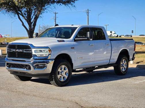 2019 RAM 2500 Big Horn Crew Cab 4x4 6'4' Box
