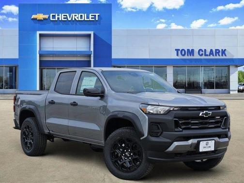 Sterling Gray Metallic 2026 Chevrolet Colorado Trail Boss