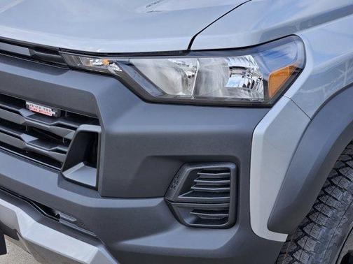 Sterling Gray Metallic 2026 Chevrolet Colorado Trail Boss