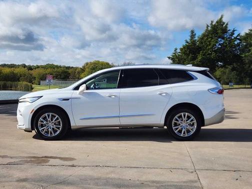 Summit White 2023 Buick Enclave Essence FWD