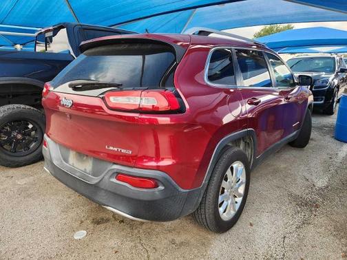 Deep Cherry Red C 2017 Jeep Cherokee Limited
