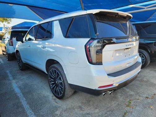 Iridescent Pearl Tricoat 2025 Chevrolet Tahoe 4WD High Country