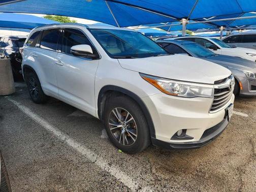 Blizzard Pearl 2016 Toyota Highlander XLE