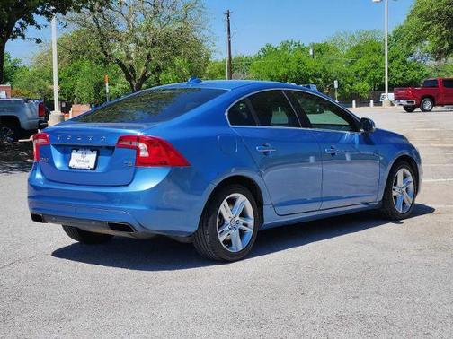 Power Blue Metallic 2014 Volvo S60 T5