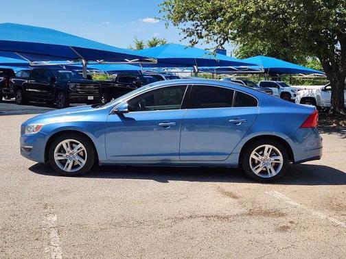 Power Blue Metallic 2014 Volvo S60 T5