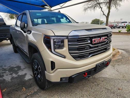 2022 GMC Sierra 1500 AT4
