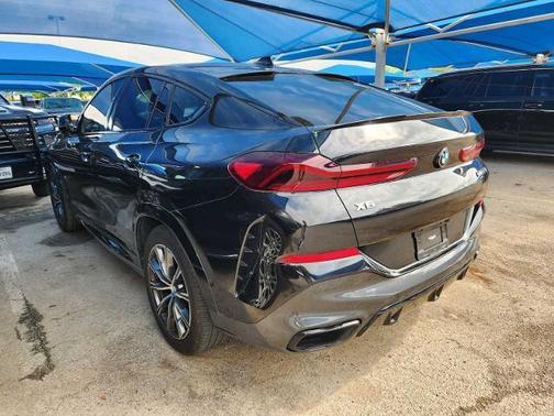 Black Sapphire Me 2022 BMW X6 M50i