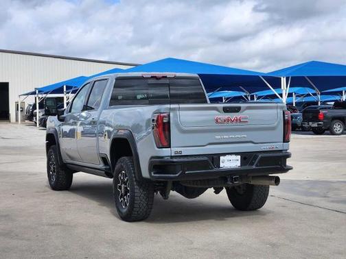 Thunderstorm Gray 2025 GMC Sierra 2500 AT4X
