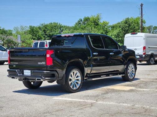 Black 2021 Chevrolet Silverado 1500 High Country